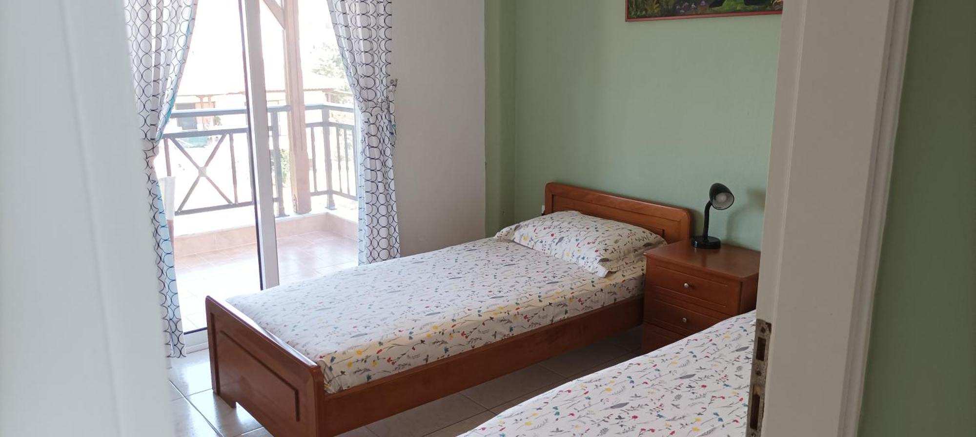 George & Katerina Houses Паралия Дионисиу Екстериор снимка